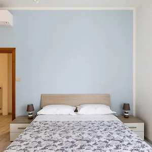 https://camarco-a-pochi-passi-da-villa-erbosa.emilia-romagnahotels.net